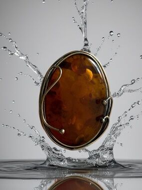 Vintage Sterling Silver
Oval Amber Brooch Pin Pendant Necklace Warm Honey Brown